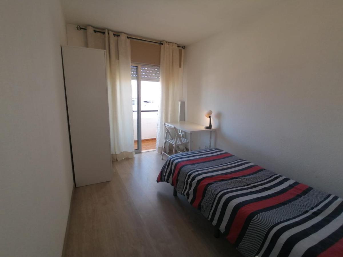 Apartment Poeta Aleixo In ファロ エクステリア 写真